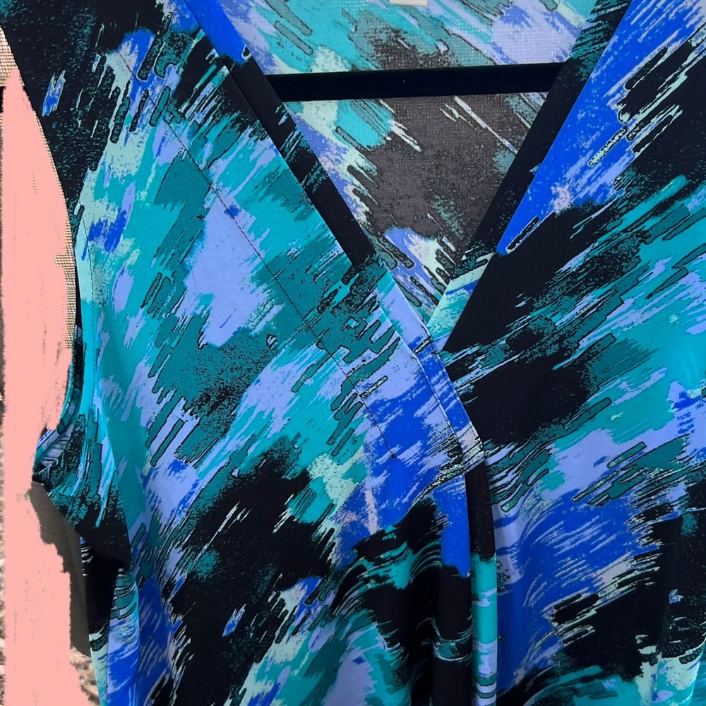 Sleeveless blouse
